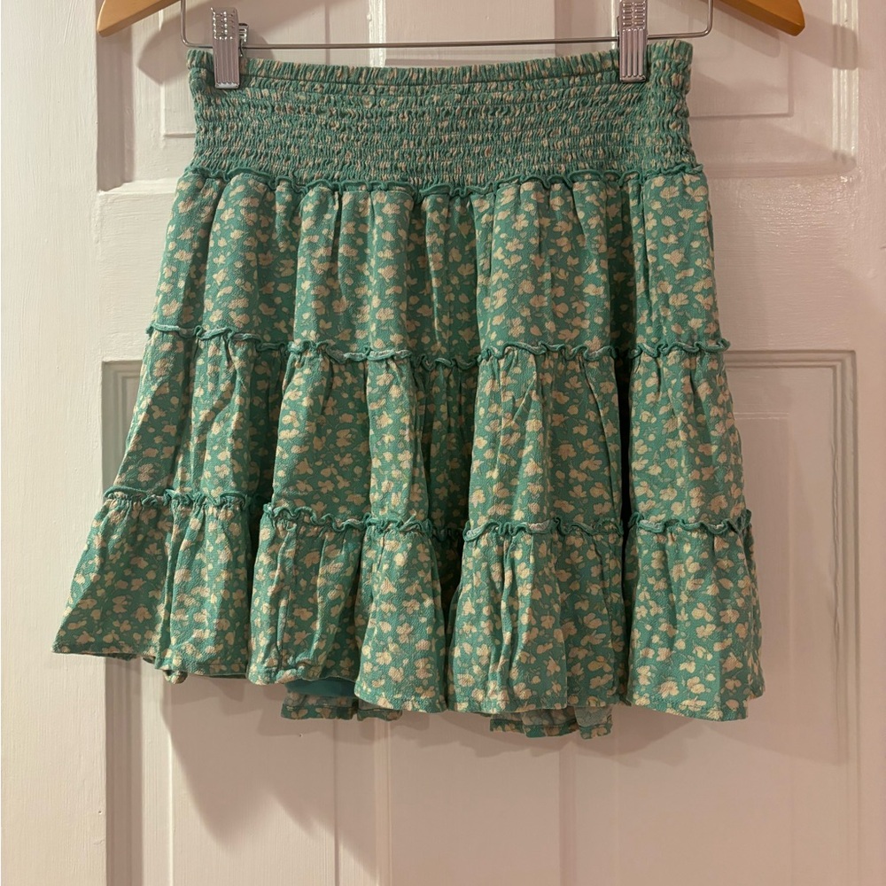 American Eagle flowy skirt